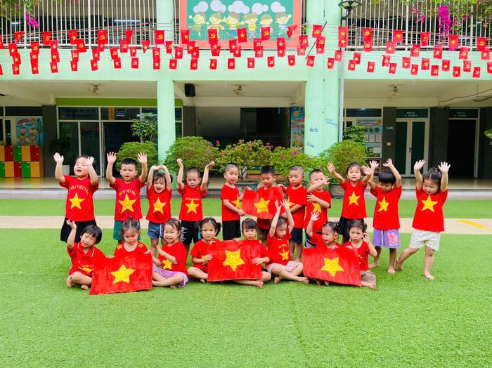 ảnh trang trí 30.4 cực đẹp