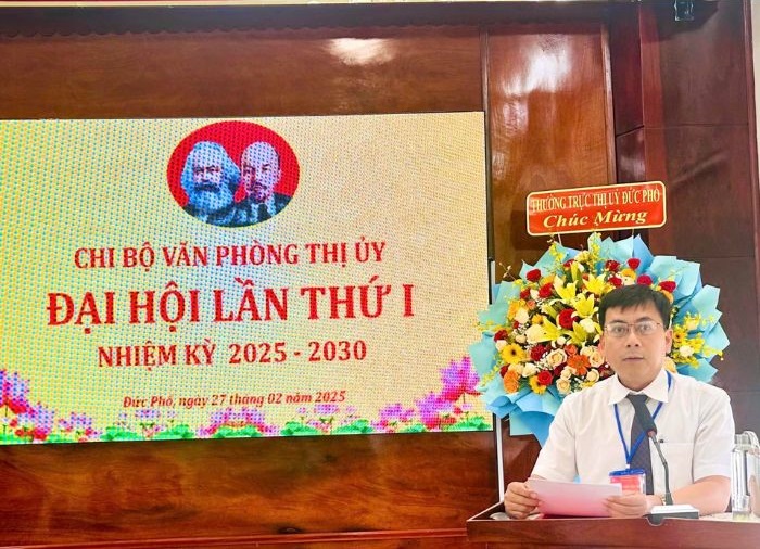 ảnh trang trí đại hội chi bộ đẹp