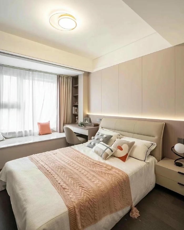 ảnh trang trí đầu giường xinh