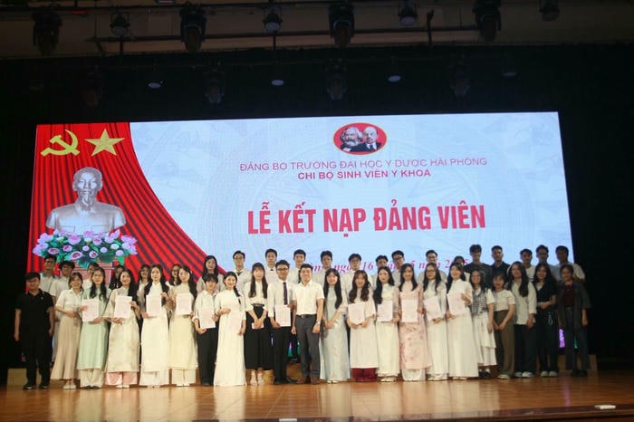 ảnh trang trí lễ kết nạp đảng mới nhất cực đẹp