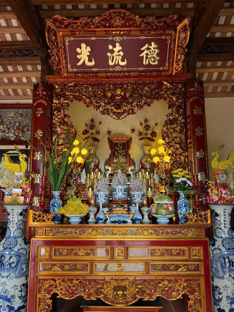 ảnh trang trí phòng thờ kiểu xưa