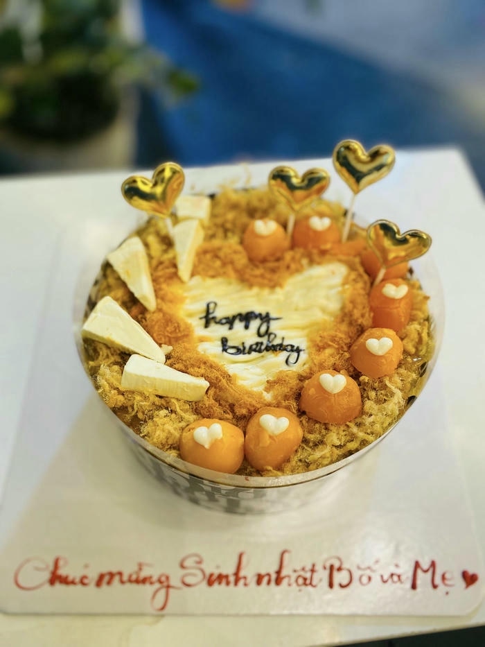 hình ảnh trang trí bánh bông lan trứng muối