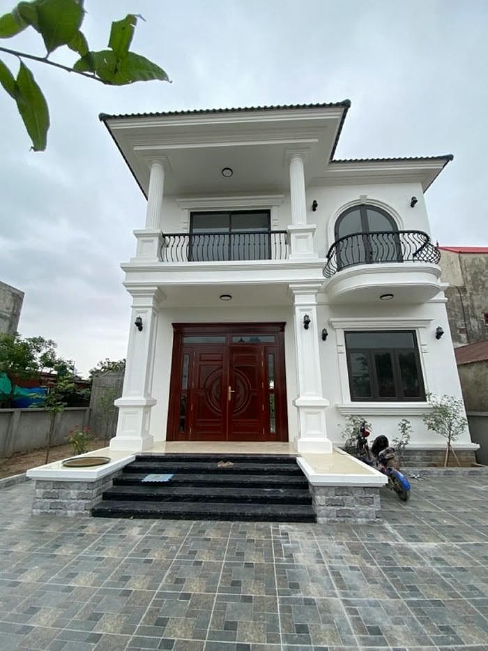hình ảnh trang trí cột vuông trước nhà đẹp nhất