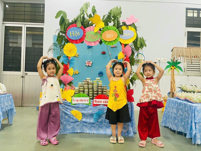 hình ảnh trang trí gian hàng ẩm thực trường học cute