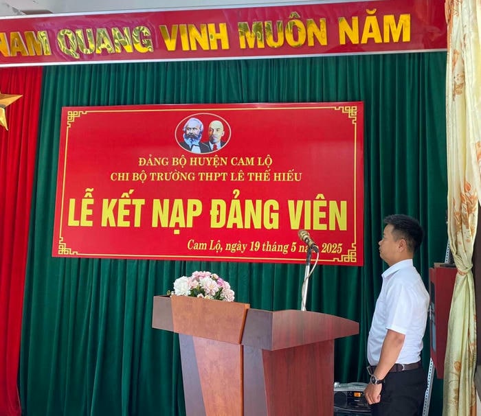 hình ảnh trang trí lễ kết nạp đảng mới nhất đơn giản