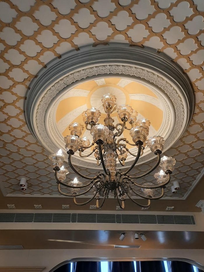 mẫu trang trí trần nhà sang cực