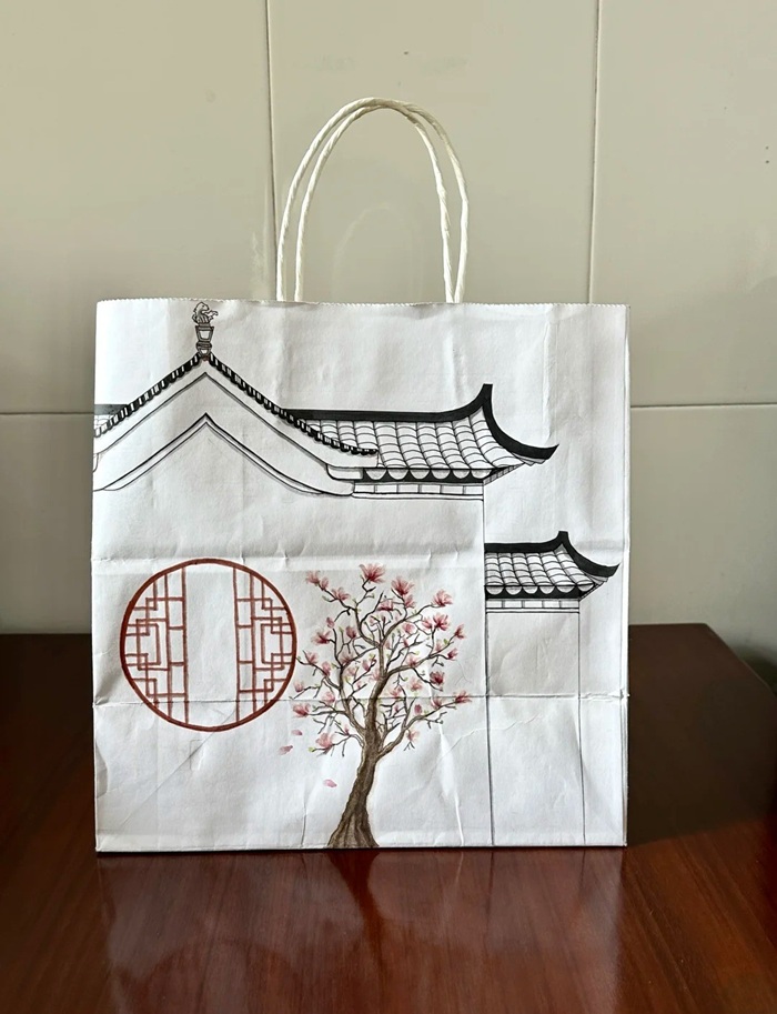 thiết kế và trang trí bao bì nhà cổ truyền