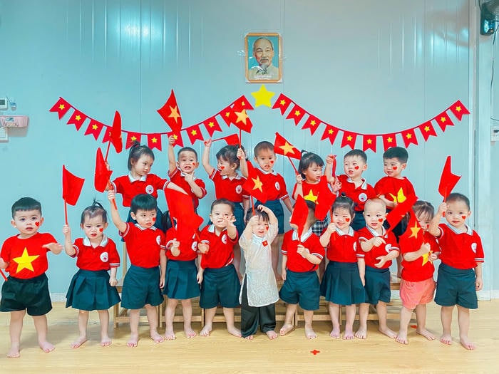 trang trí 30.4 đẹp