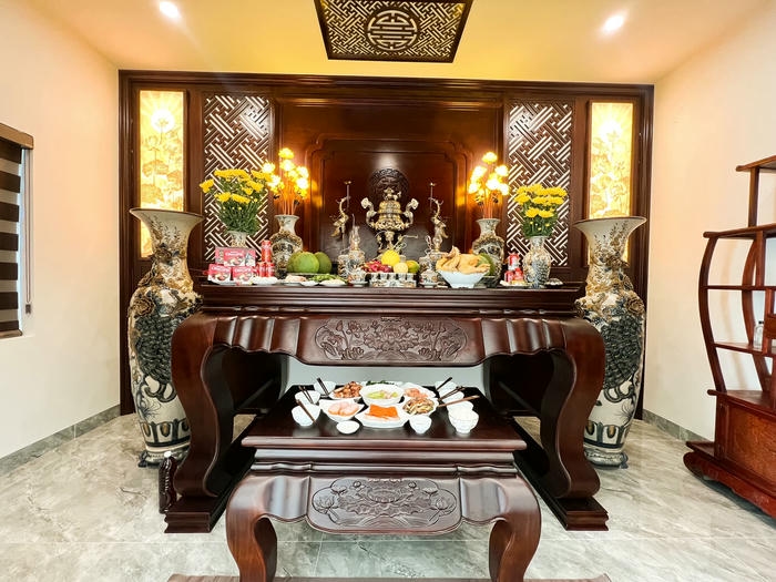 trang trí bàn thờ cúng