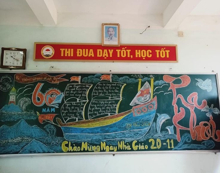 trang trí bảng 20_11 ra khơi đẹp