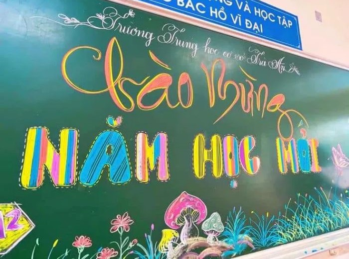 trang trí bảng chào mừng năm học mới