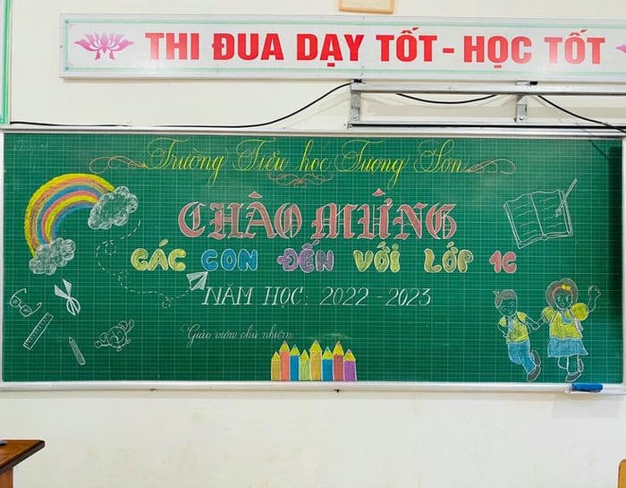 trang trí bảng khai giảng siêu xinh