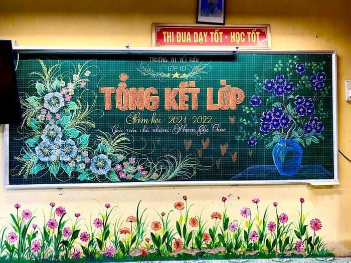 trang trí bảng tổng kết vẽ hoa
