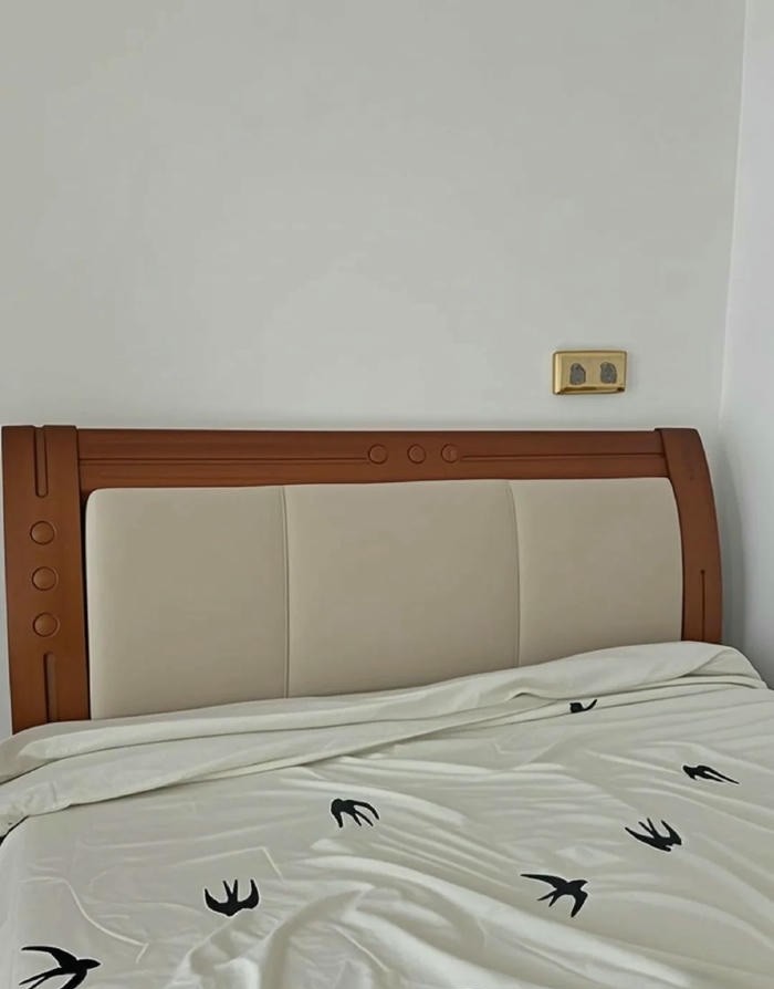 trang trí đầu giường sang