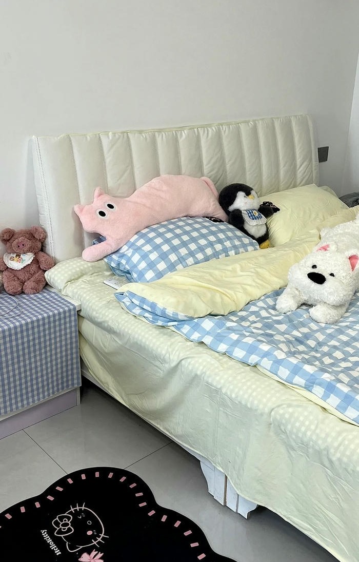 trang trí đầu giường xing nhất