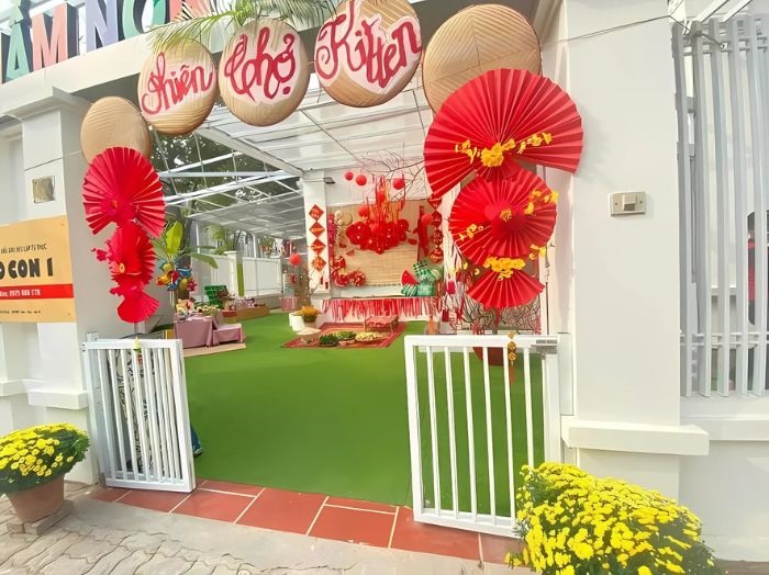 trang trí gian hàng hội chợ học sinh