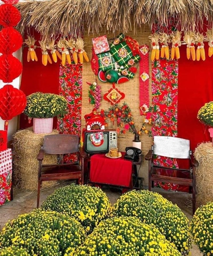trang trí gian hàng tết hoa vàng