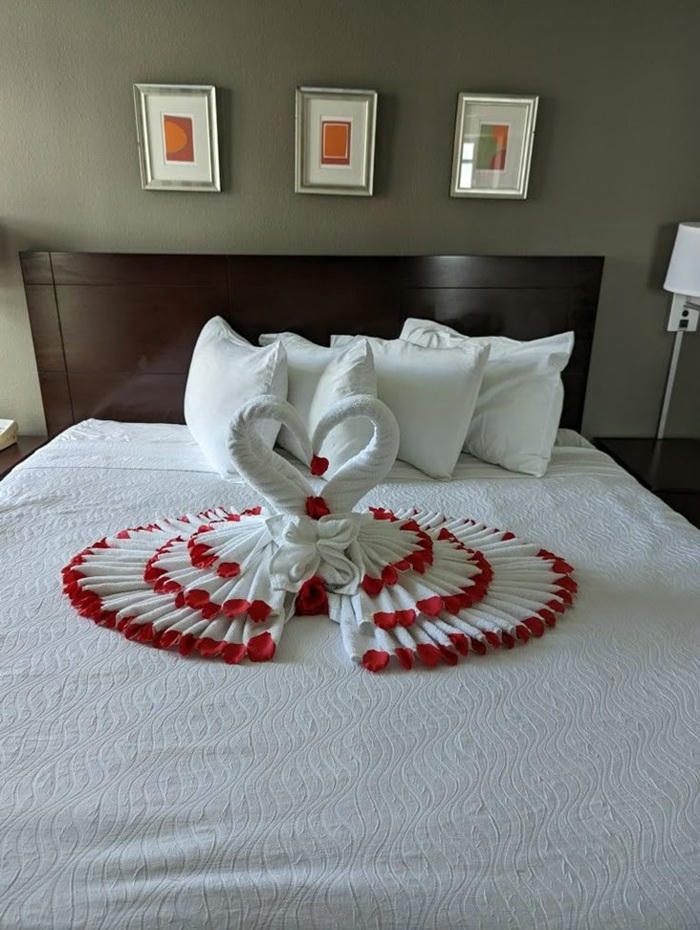 trang trí giường cưới xinh nhất