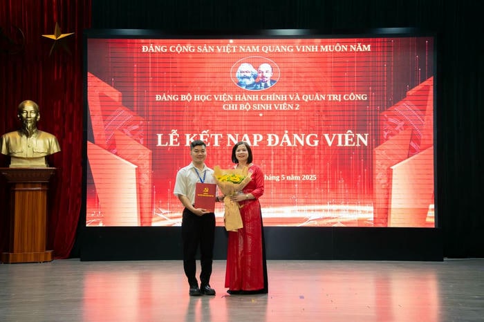 trang trí lễ kết nạp đảng mới nhất cực đẹp