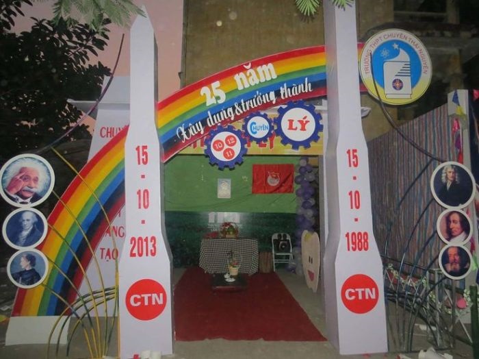trang trí lều trại lớp 8 siêu chất