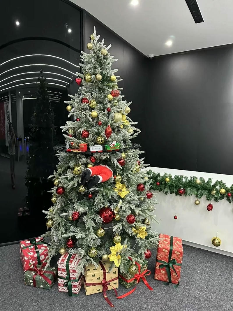 trang trí noel văn phòng giản dị