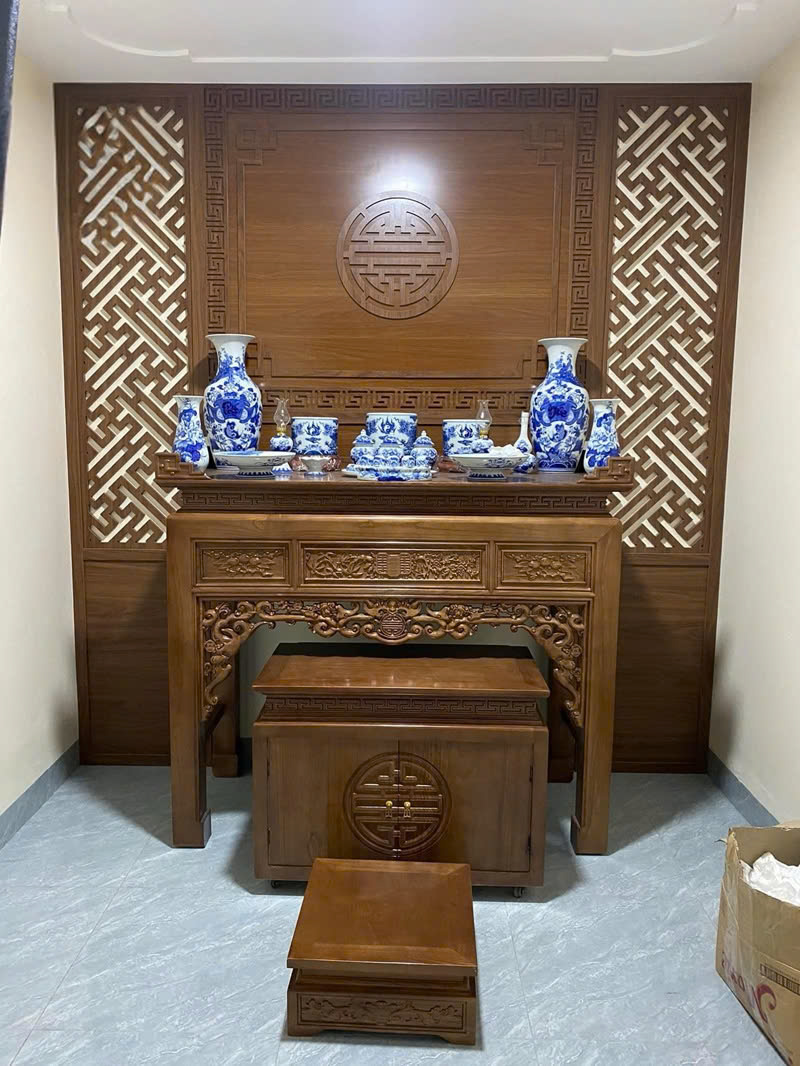 trang trí phòng thờ cổ