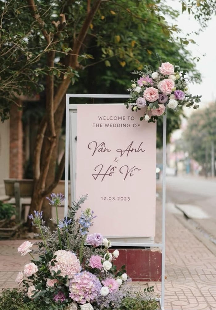 trang trí tên cực xinh