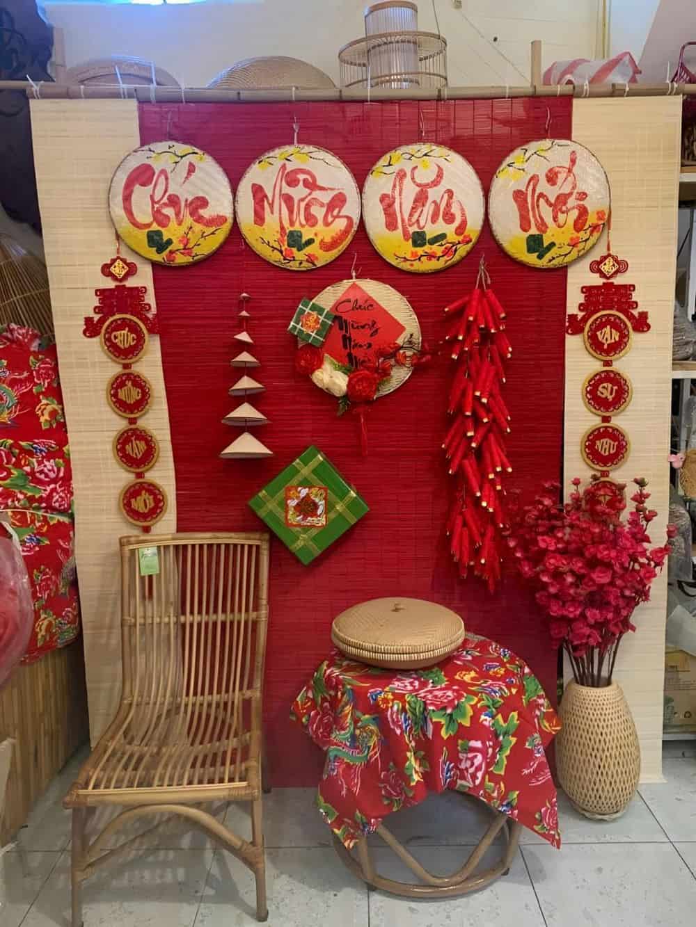 trang trí tết hoa mai