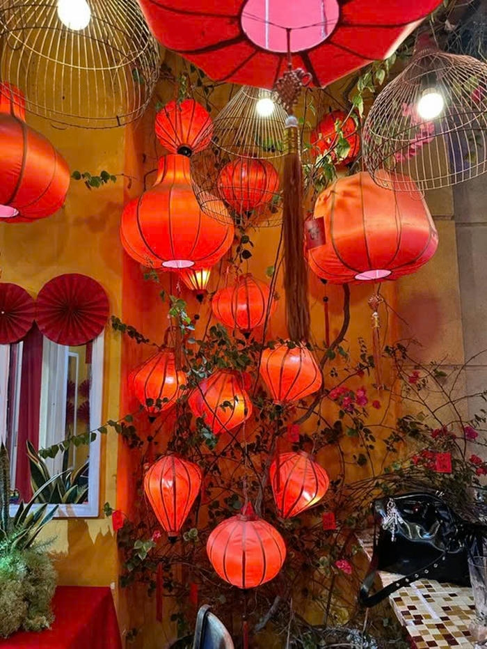 trang trí trung thu đèn lồng đỏ