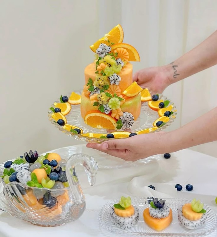 ảnh trang trí dĩa trái cây bàn tiệc bàng cam