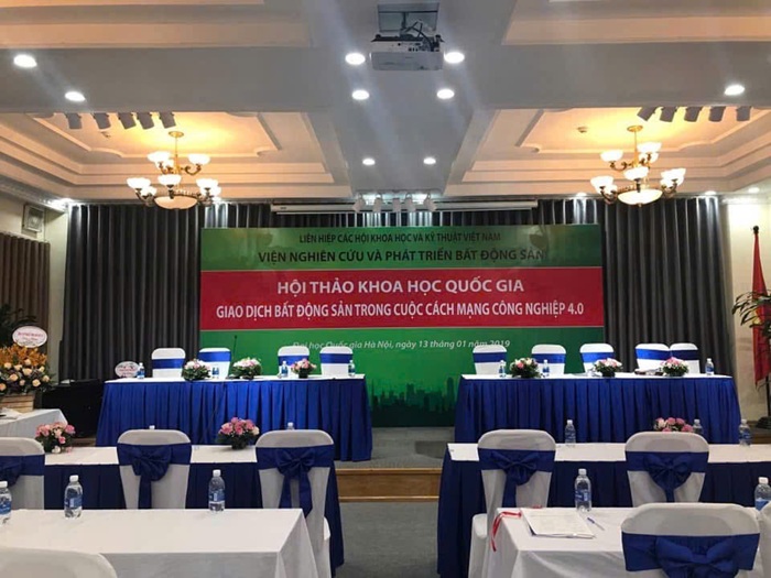 ảnh trang trí hội trường cực kì đẹp