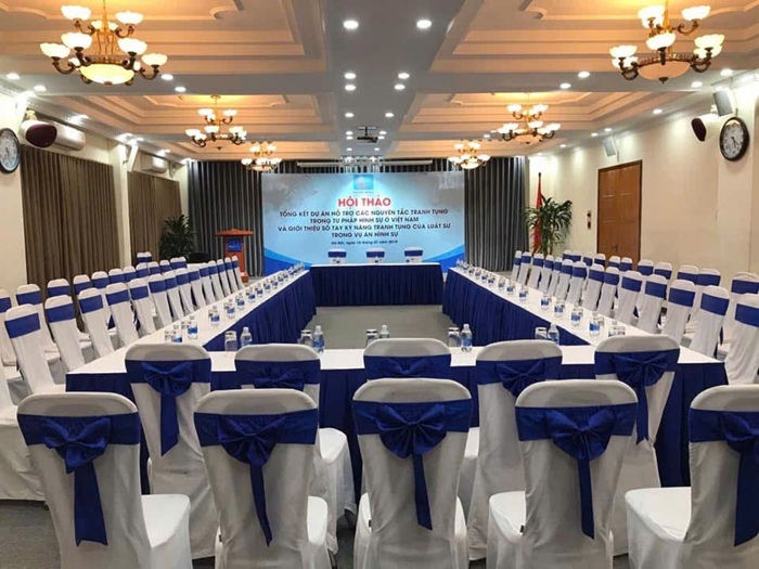 ảnh trang trí hội trường đâij hội