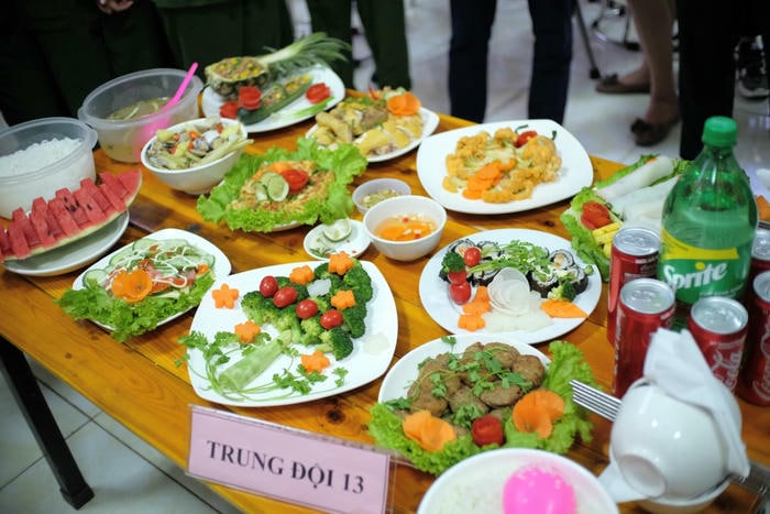 ảnh trang trí mâm cơm dự thi đẹp nhất