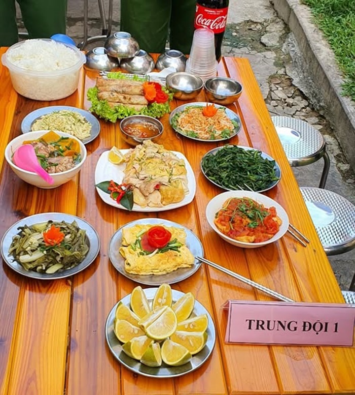 ảnh trang trí mâm cơm dự thi siêu ngon