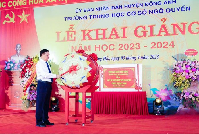 ảnh trang trí trống khai giảng đơn giản hd