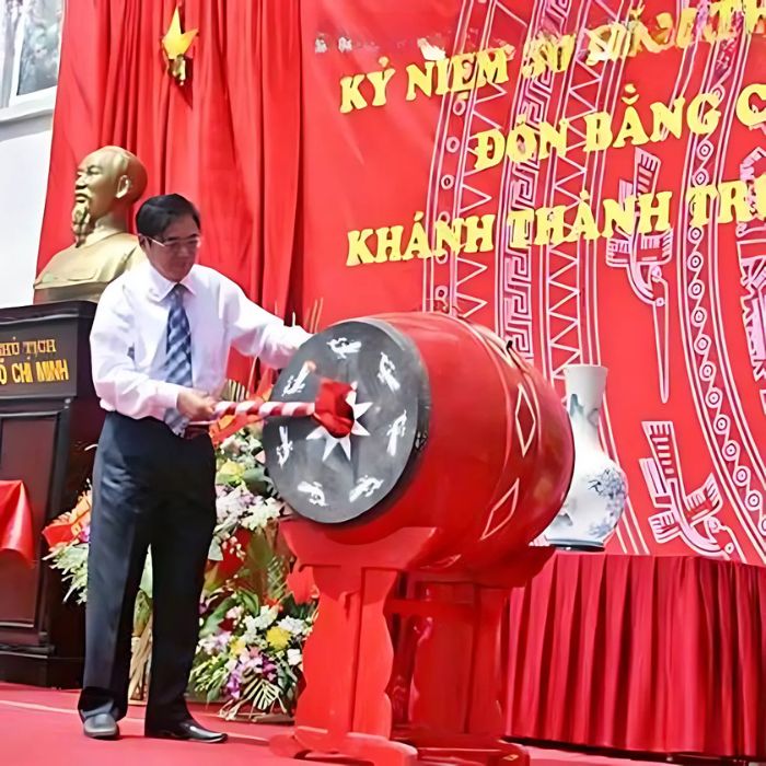 ảnh trang trí trống khai giảng