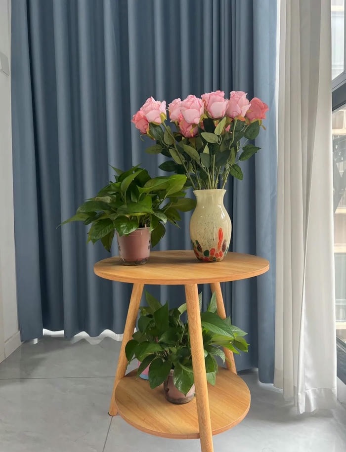 bình hoa để bàn phòng khách