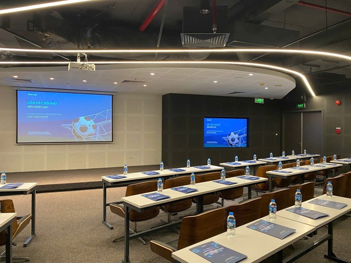 trang trí hội trường cực đẹp
