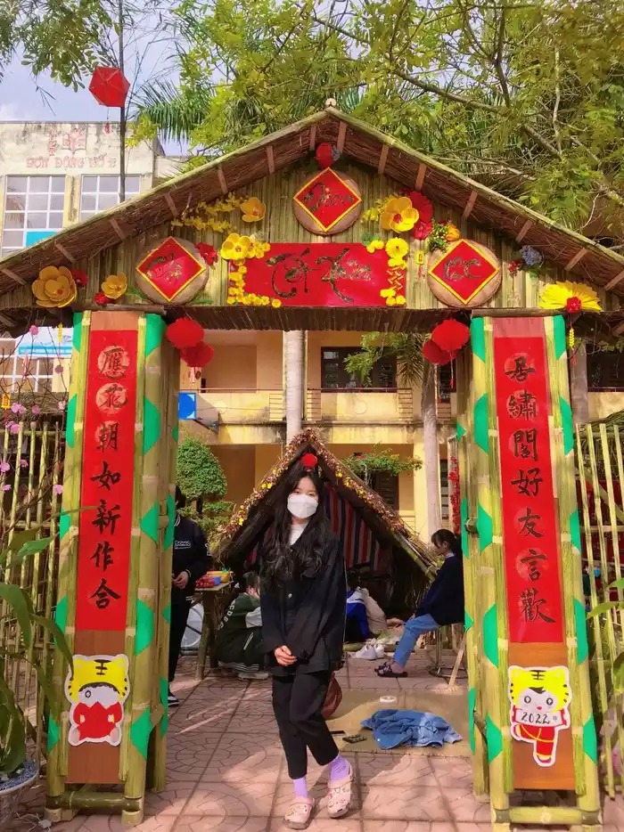 mẫu trang trí cổng trại