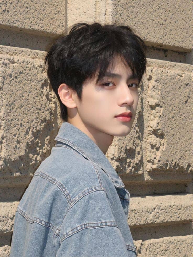 18 tuổi trai ảnh đẹp.