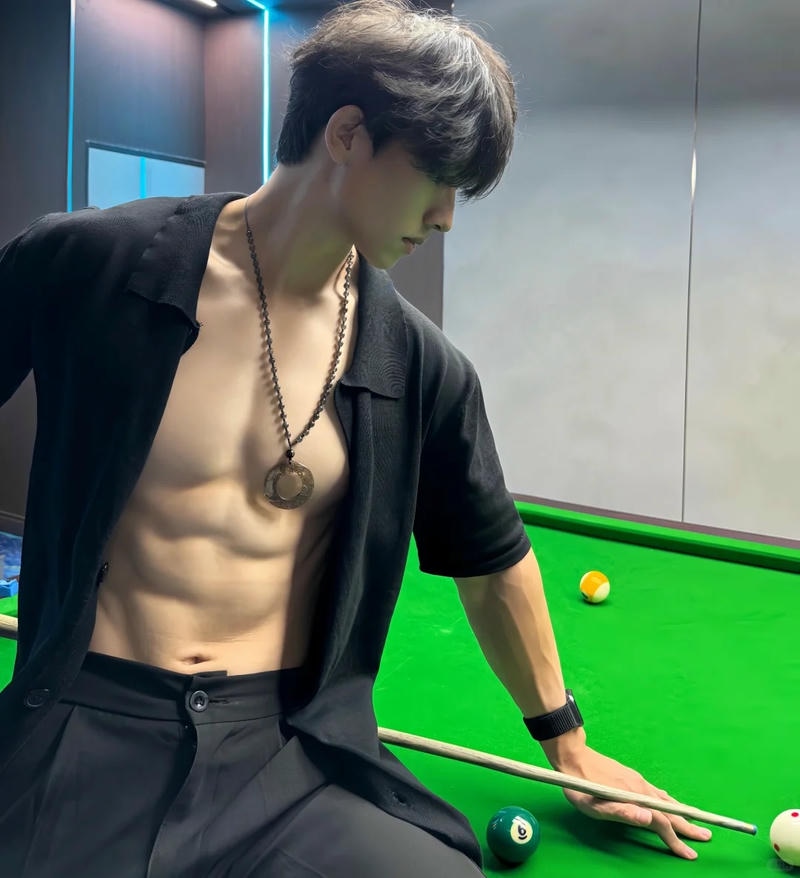 anh trai dep 6 mui choi bia