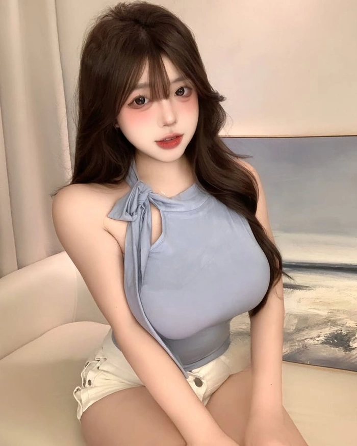 ảnh cô gái 18 thu hút