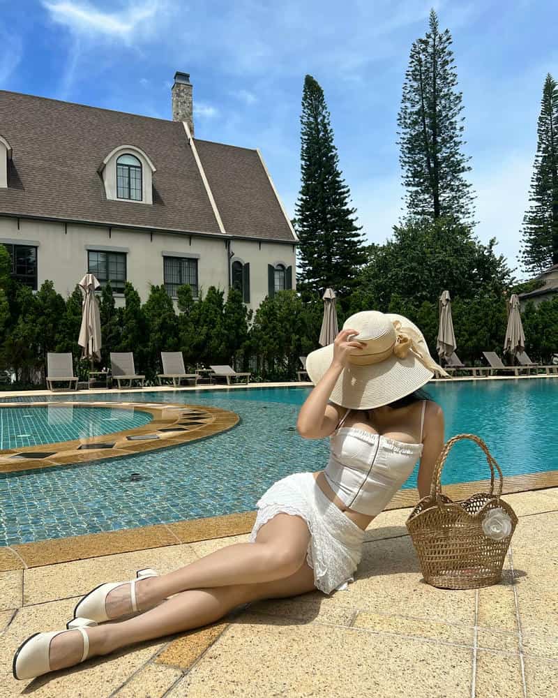 ảnh gái xinh che mặt