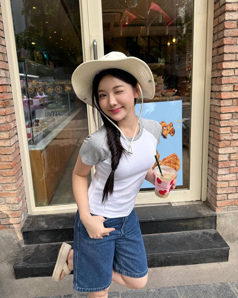 ảnh gái xinh cười cute