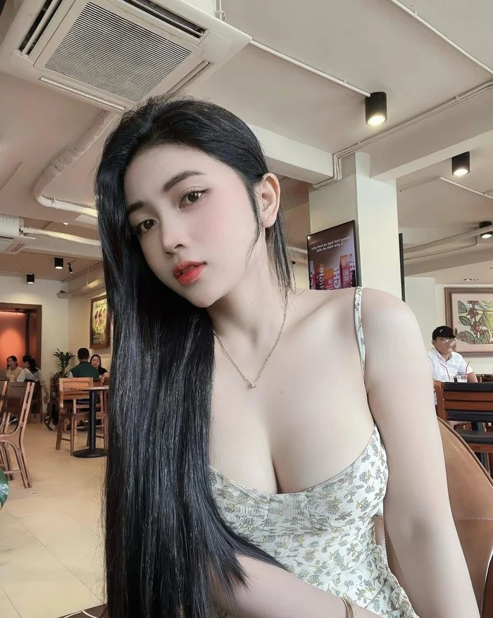 cô gái cuốn hút