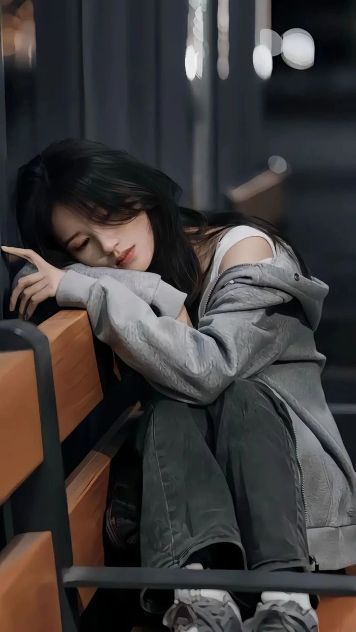 gái đẹp tuyệt vọng