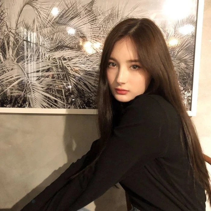 gái xinh 2k5 mang vẻ đẹp tự nhiên