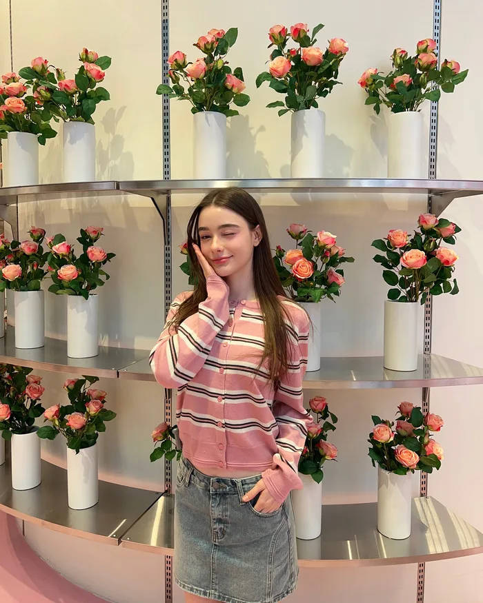 gái xinh 2k5 phong cách hiện đại