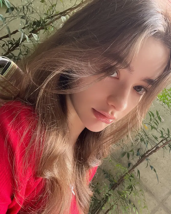 gái xinh 2k5 trẻ trung