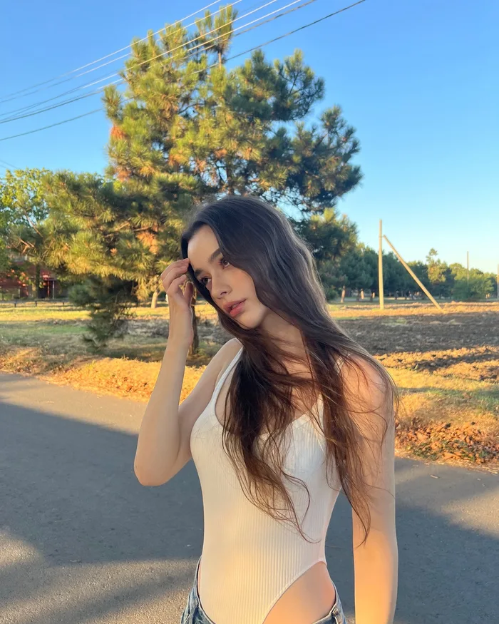 gái xinh 2k5 tự nhiên